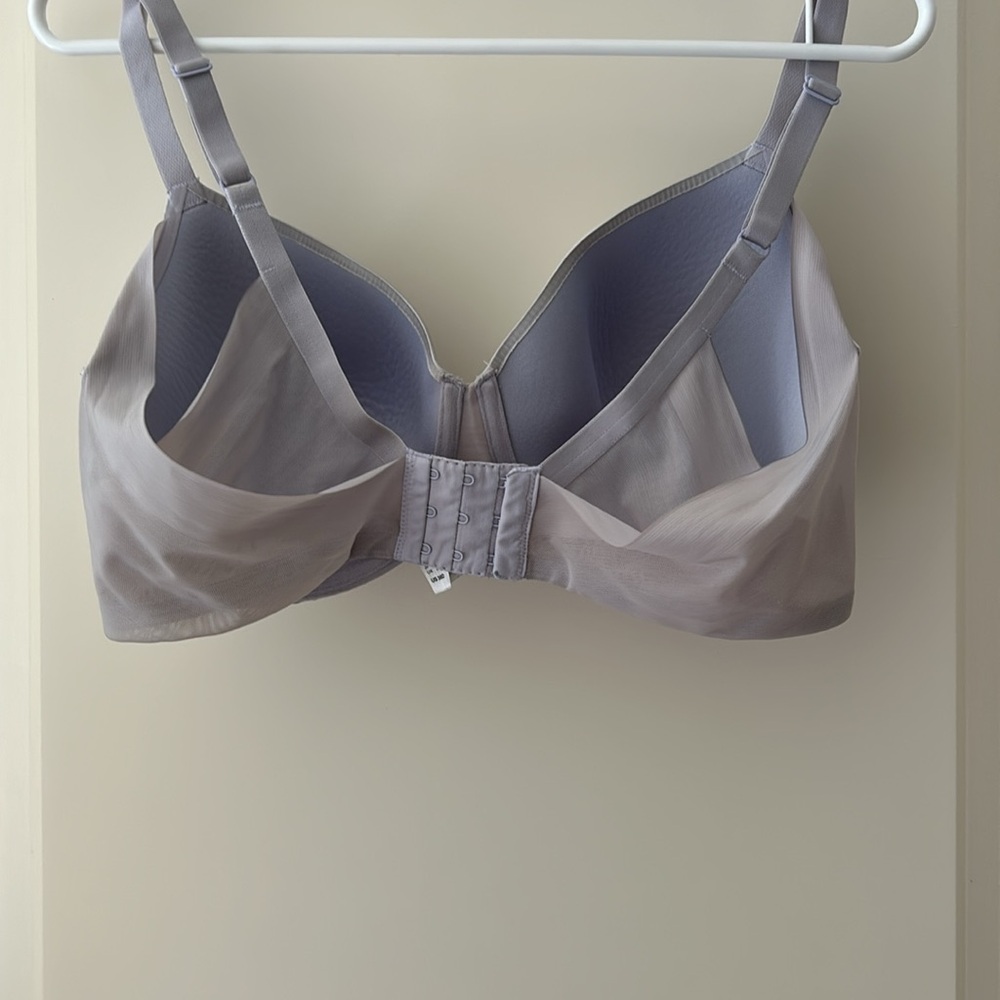 Wacoal Drape Back Net Effect Padded Underwire Bra… - image 2